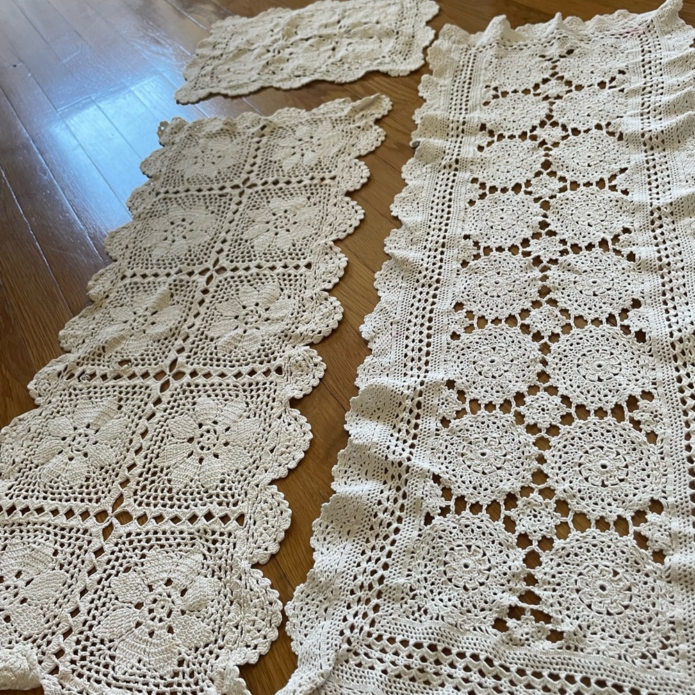 Elegant Cream Crochet Table Runner Set